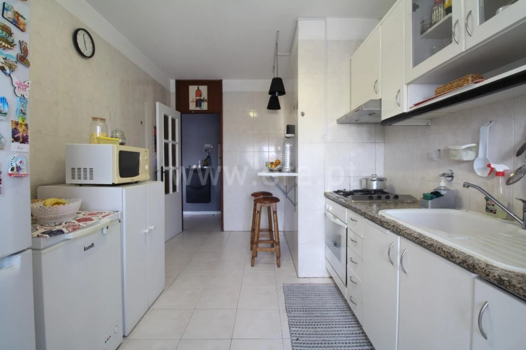 Apartamento T2 para Venda em Avintes Foto 5