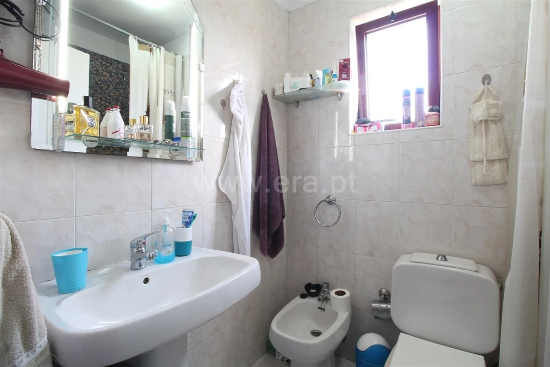 Apartamento T2 para Venda em Avintes Foto 13