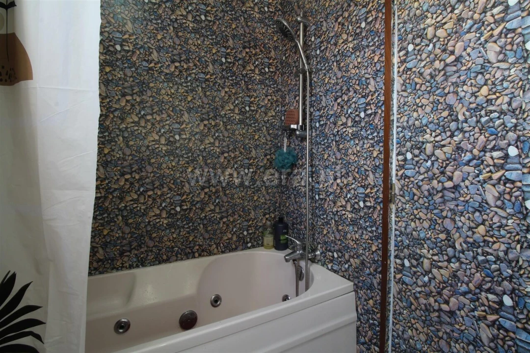 Apartamento T2 para Venda em Avintes Foto 14