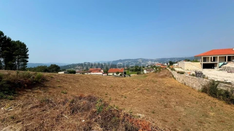 Terreno para Venda em Lufrei