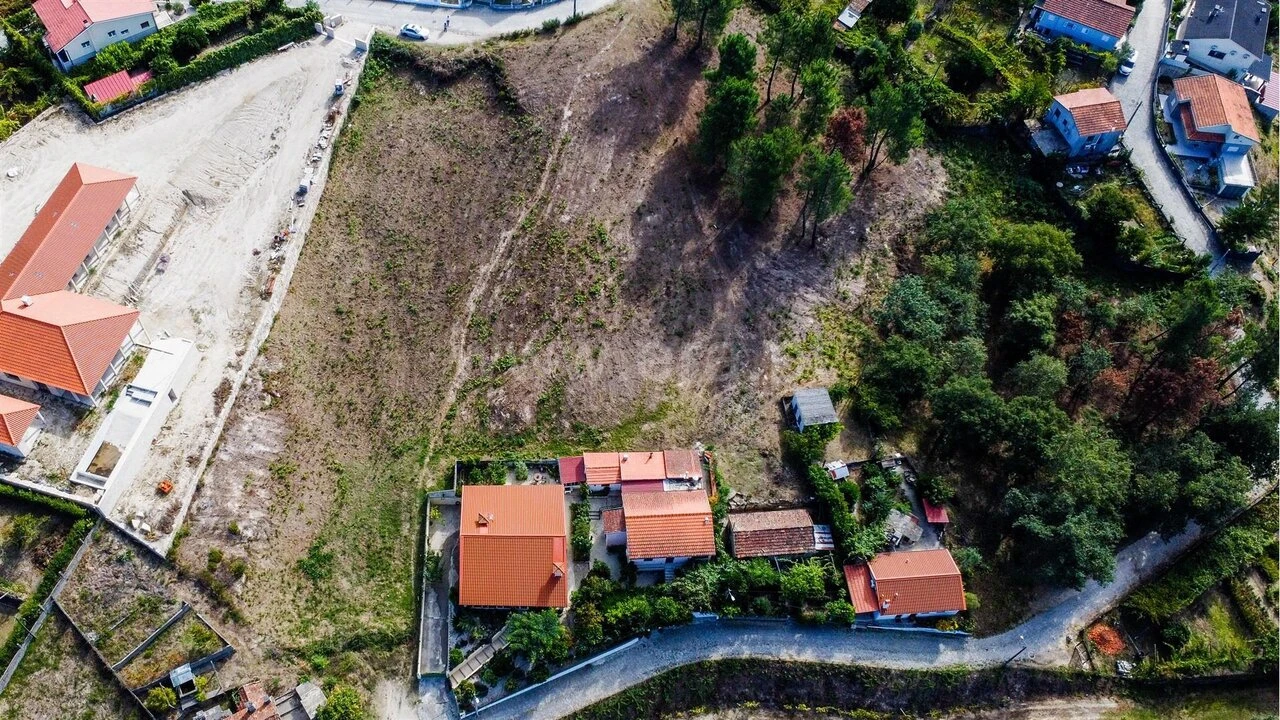Terreno para Venda em Lufrei Foto 1