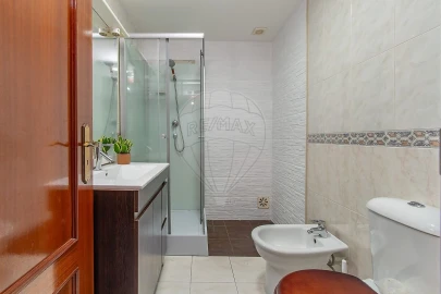 Apartamento T2 para Venda em Castanheira do Ribatejo e Cachoeiras