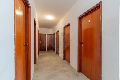 Apartamento T2 para Venda em Castanheira do Ribatejo e Cachoeiras