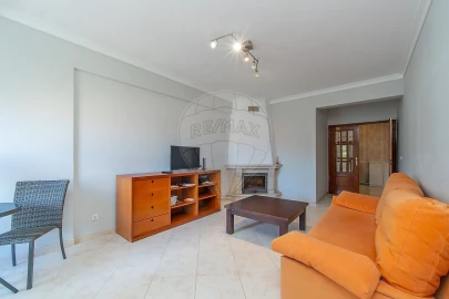 Apartamento T2 para Venda em Castanheira do Ribatejo e Cachoeiras