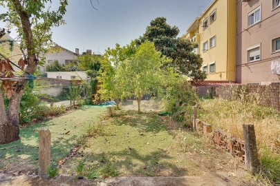 Apartamento T5 para Venda em Alvalade