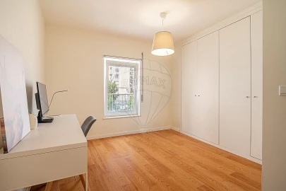 Apartamento T2 para Venda em Rio de Mouro