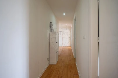 Apartamento T2 para Venda em Rio de Mouro