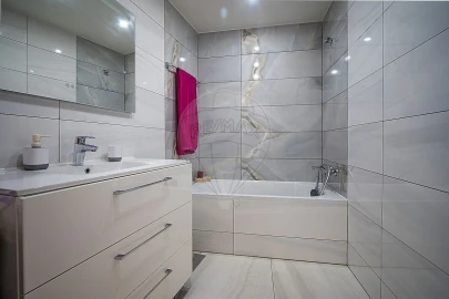 Apartamento T2 para Venda em Rio de Mouro