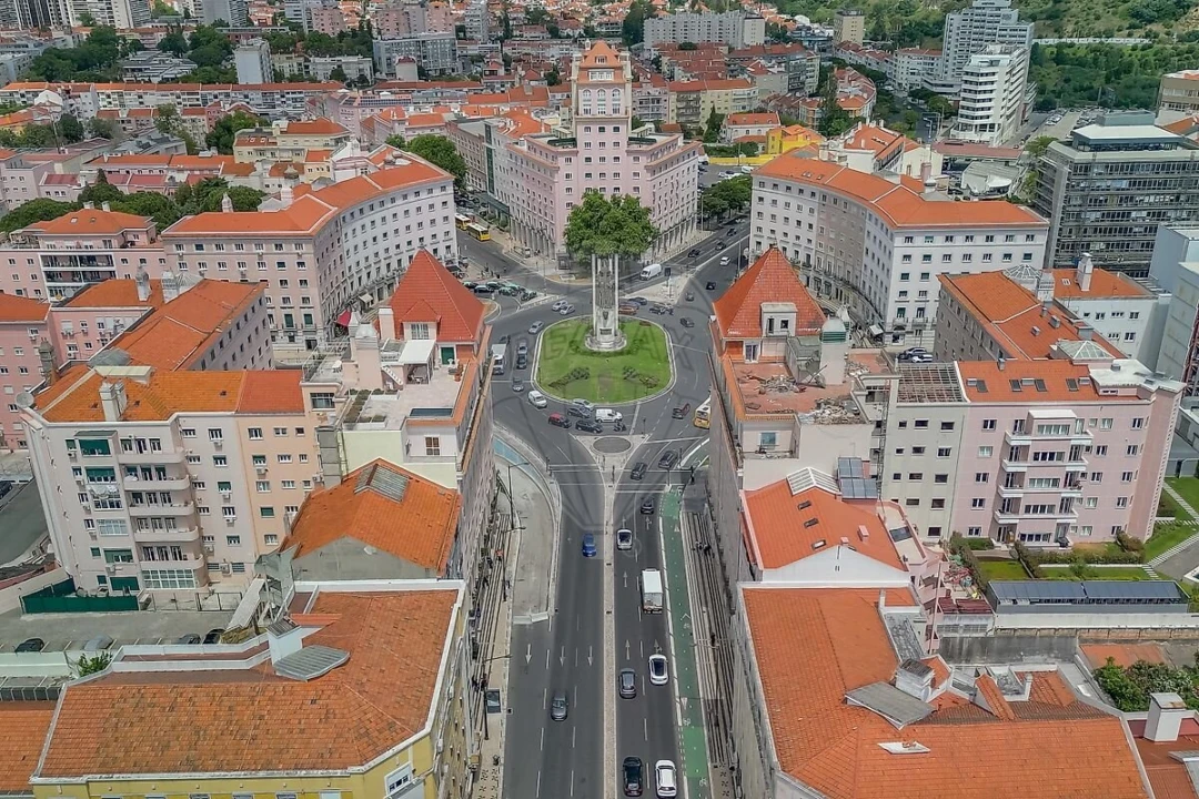 Apartamento T4 para Venda em Areeiro Foto 45