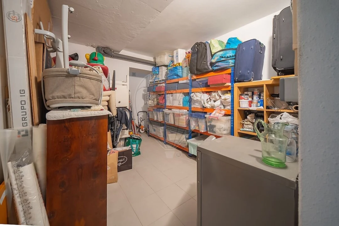 Apartamento T4 para Venda em Areeiro Foto 46