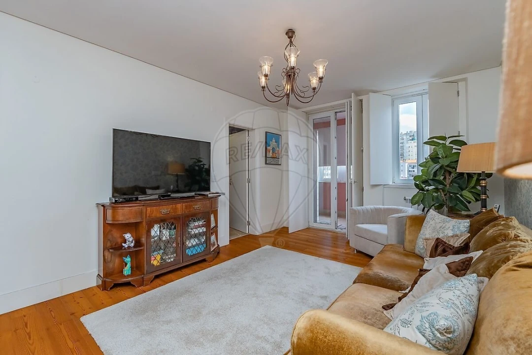 Apartamento T4 para Venda em Areeiro Foto 35