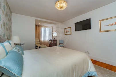 Apartamento T4 para Venda em Areeiro