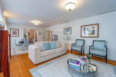 Apartamento T4 para Venda em Areeiro