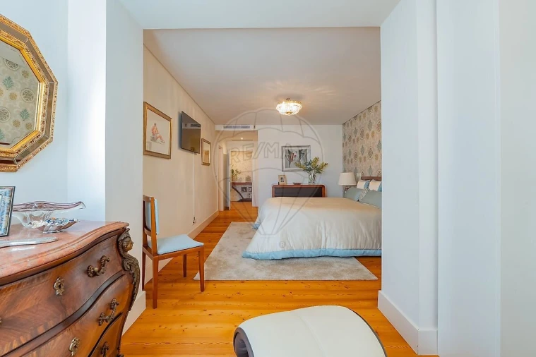 Apartamento T4 para Venda em Areeiro Foto 27