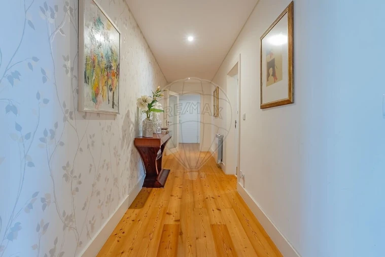 Apartamento T4 para Venda em Areeiro Foto 28