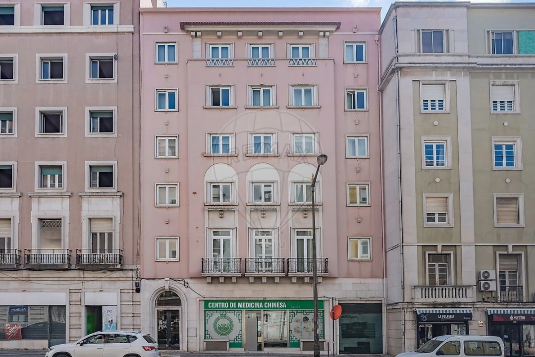 Apartamento T4 para Venda em Areeiro Foto 43