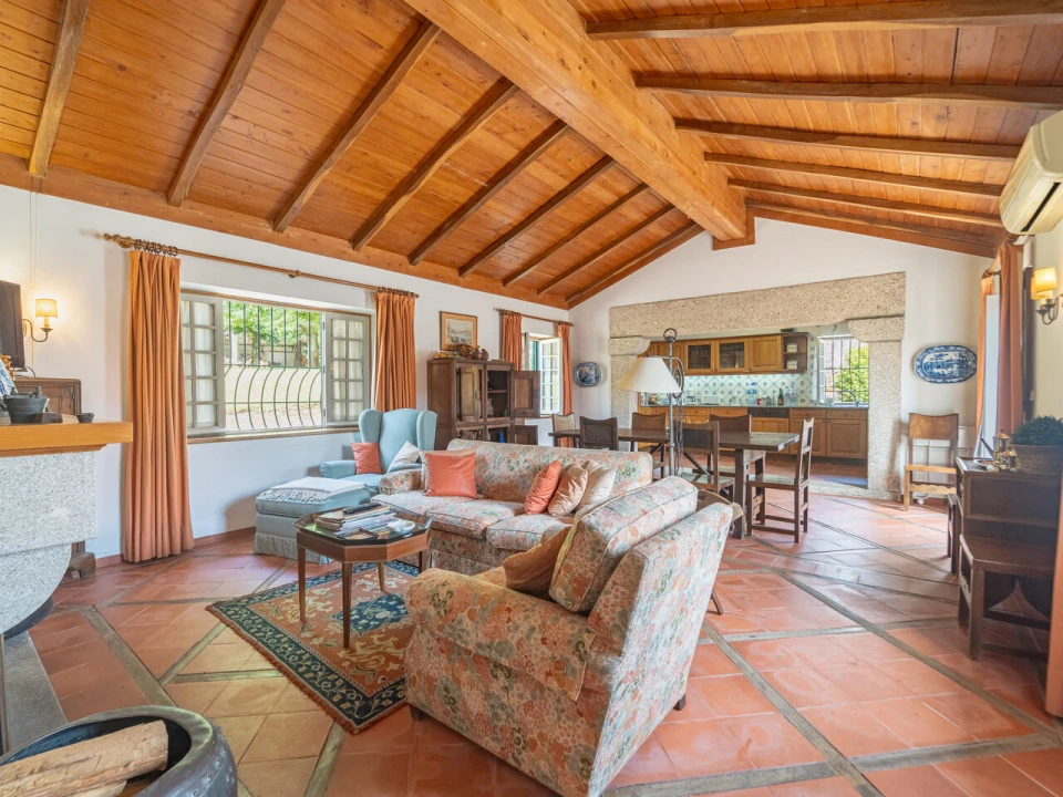 Quinta T6 para Venda em Livração Foto 23
