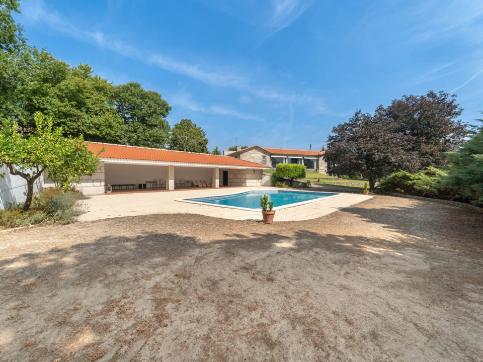 Quinta T6 para Venda em Livração Foto 32