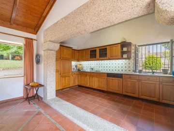Quinta T6 para Venda em Livração