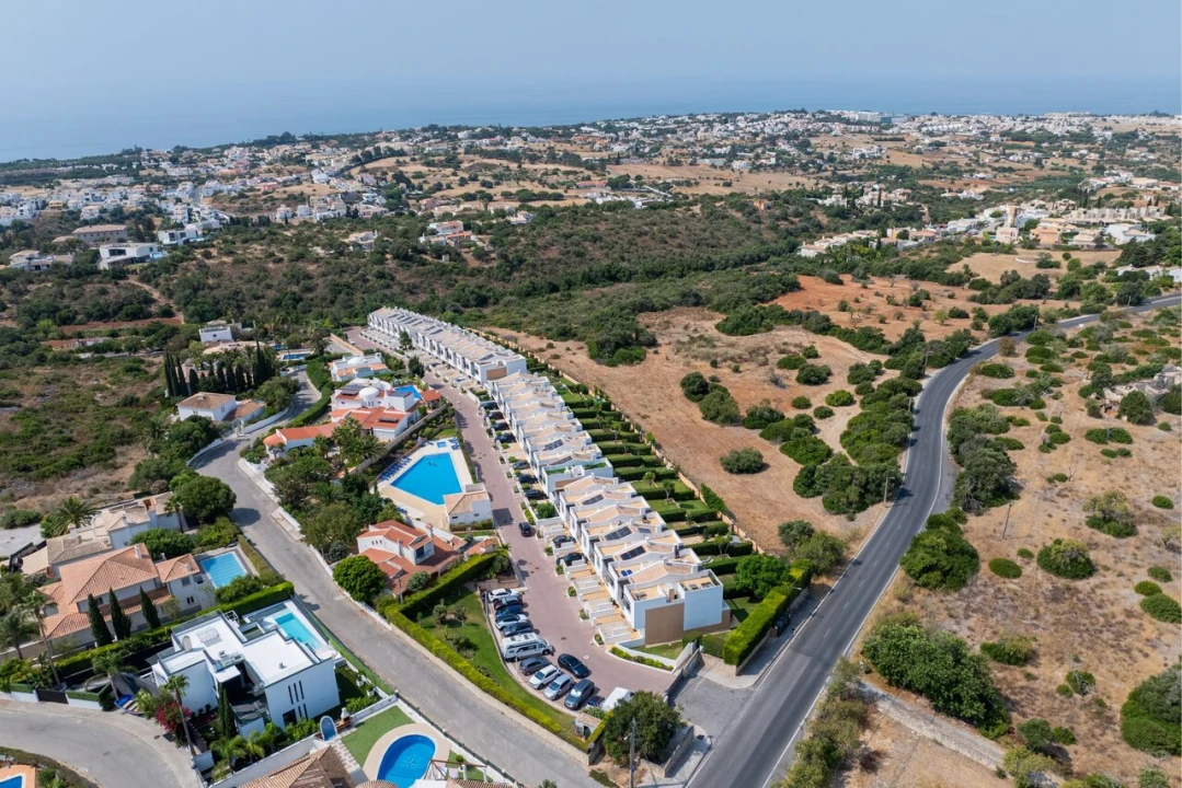 Moradia T3 para Venda em Albufeira e Olhos de Água Foto 32