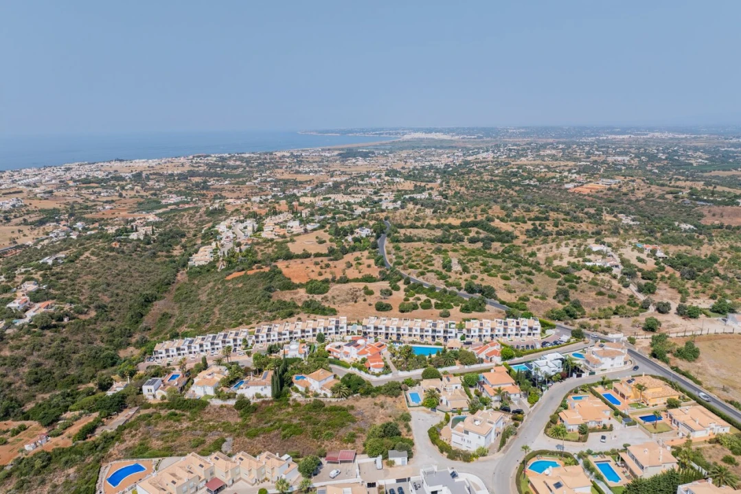 Moradia T3 para Venda em Albufeira e Olhos de Água Foto 35