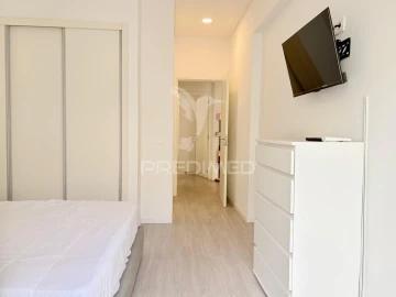 Apartamento T2 para Venda em Funchal (Se)