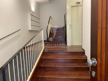 Apartamento T2 para Venda em Funchal (Se)