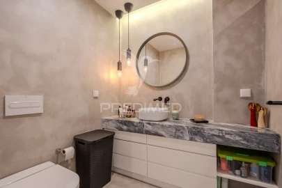 Apartamento T2 para Venda em Carnaxide e Queijas