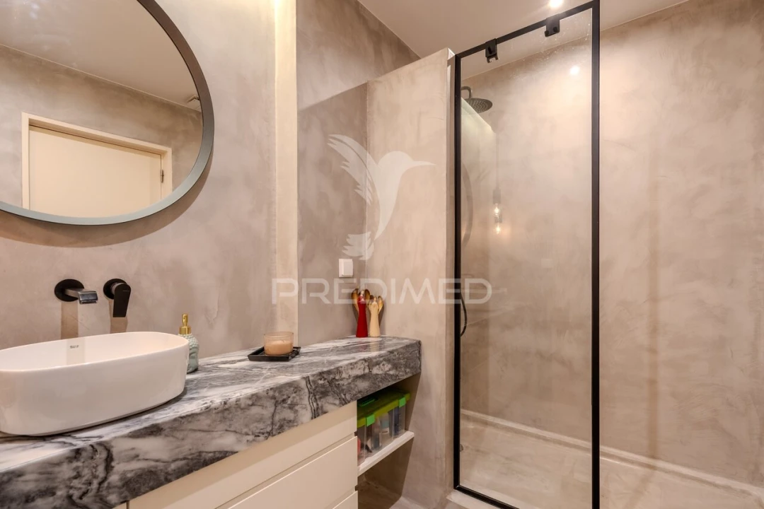 Apartamento T2 para Venda em Carnaxide e Queijas Foto 28