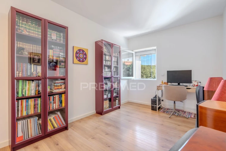 Apartamento T2 para Venda em Carnaxide e Queijas Foto 20