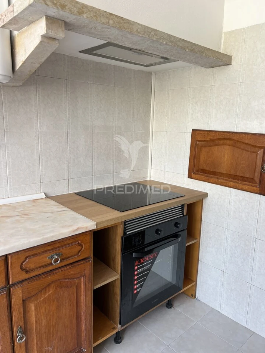 Apartamento T2 para Venda em Falagueira-Venda Nova Foto 7