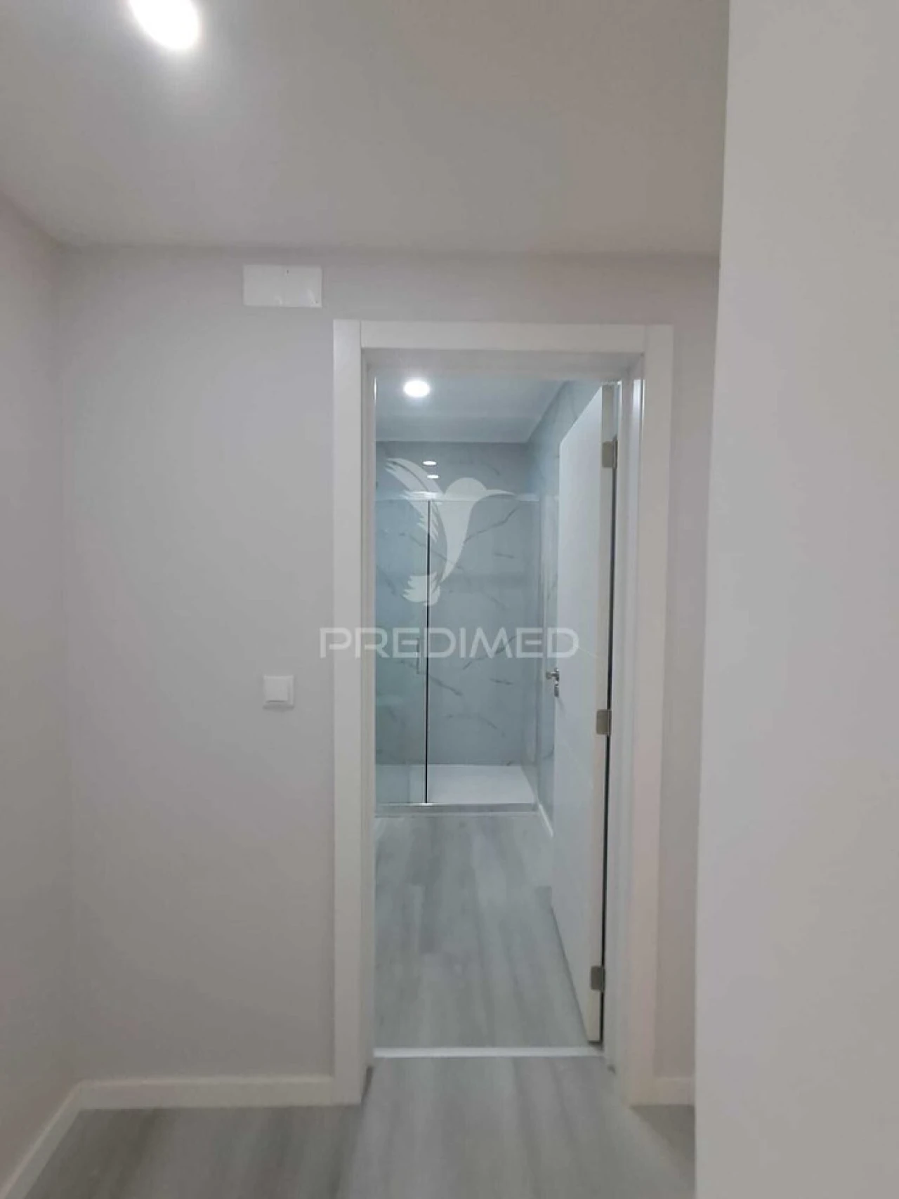 Apartamento T2 para Venda em Corroios Foto 15