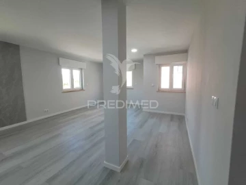 Apartamento T2 para Venda em Corroios