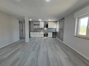 Apartamento T2 para Venda em Corroios