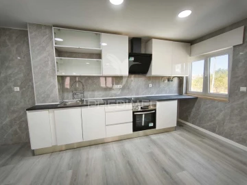 Apartamento T2 para Venda em Corroios
