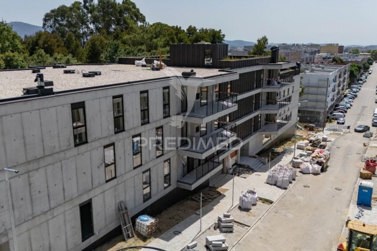 Apartamento T1 para Venda em São Vitor (Braga) Foto 8