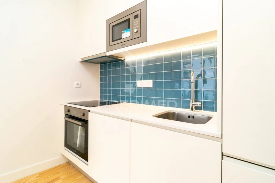 Apartamento T1 para Venda em Cedofeita, Santo Ildefonso, Sé, Miragaia, São Nicolau e Vitória Foto 3