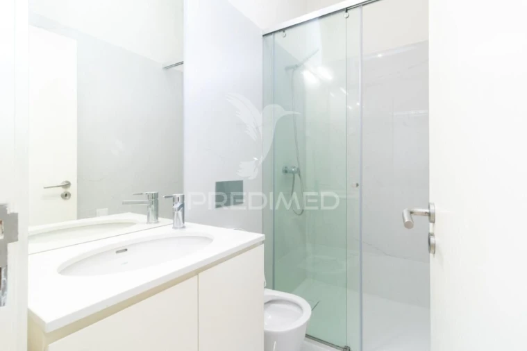 Apartamento T1 para Venda em Cedofeita, Santo Ildefonso, Sé, Miragaia, São Nicolau e Vitória Foto 8