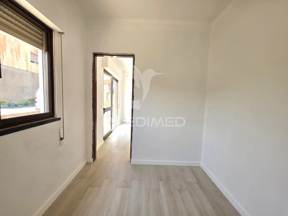 Moradia T1 para Venda em Batalha Foto 18