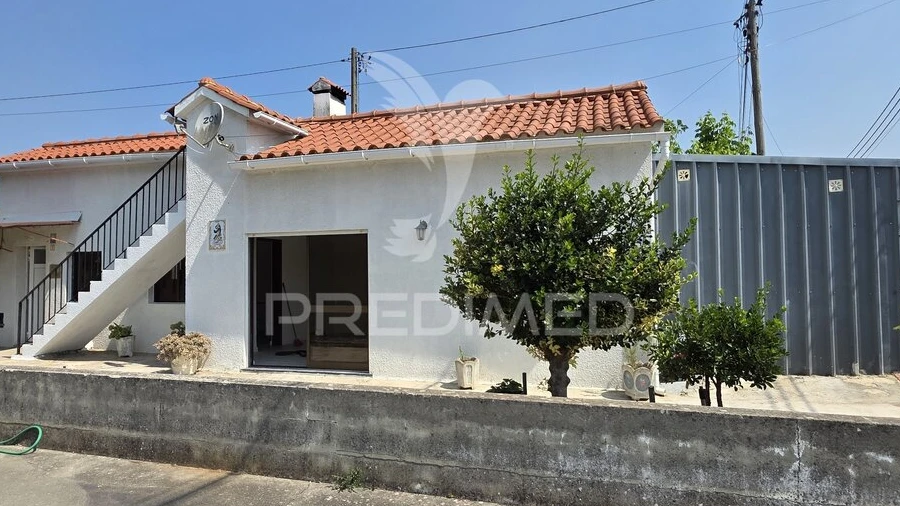 Moradia T1 para Venda em Batalha