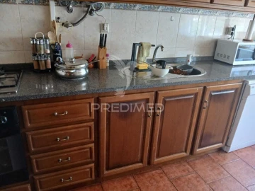 Apartamento T3 para Venda em Sé e São Lourenço