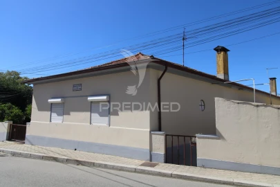 Moradia T2 para Venda em Mafamude e Vilar do Paraíso