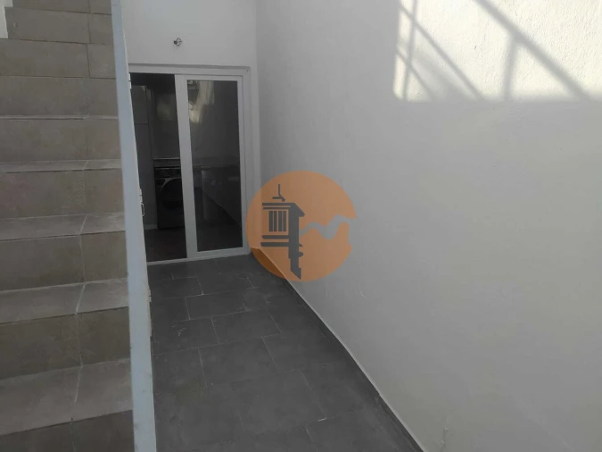 Moradia T2 para Venda em Azinhal Foto 11