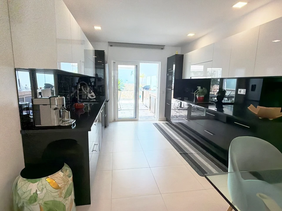 Moradia T4 para Venda em Albufeira e Olhos de Água Foto 17