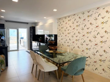 Moradia T4 para Venda em Albufeira e Olhos de Água