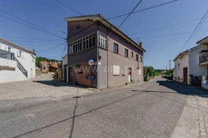 Moradia T4 para Venda em Três Povos