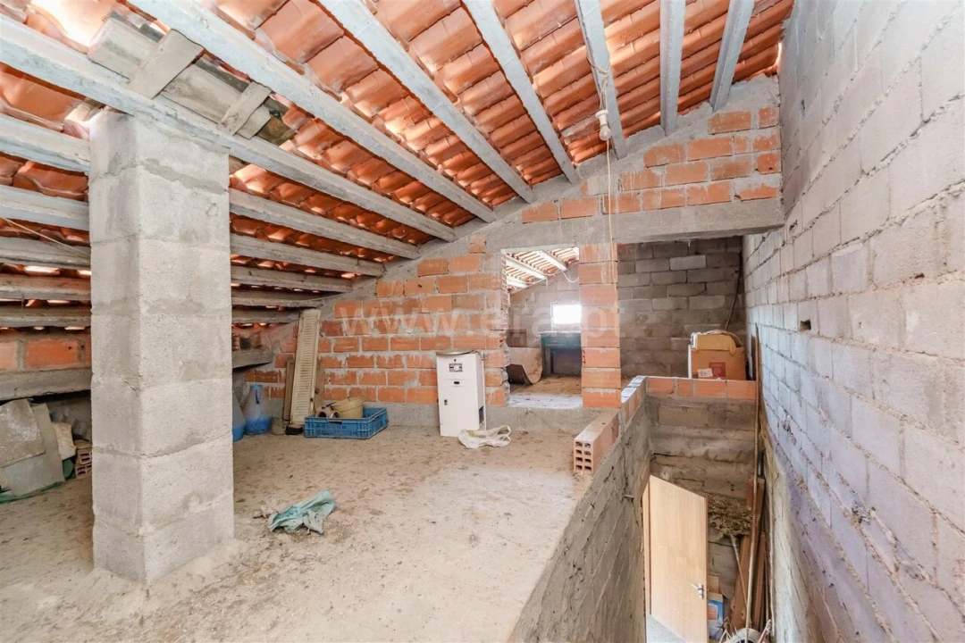 Moradia T4 para Venda em Três Povos Foto 18