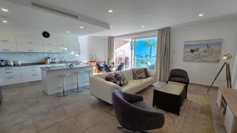 Apartamento T4 para Venda em Lagos (São Sebastião e Santa Maria)