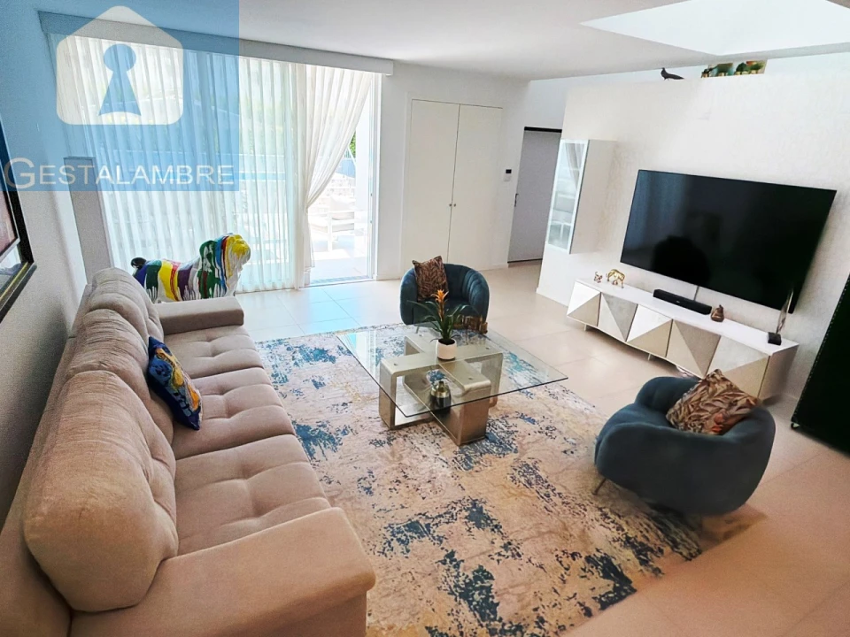 Moradia T4 para Venda em Albufeira e Olhos de Água Foto 7