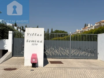 Moradia T4 para Venda em Albufeira e Olhos de Água